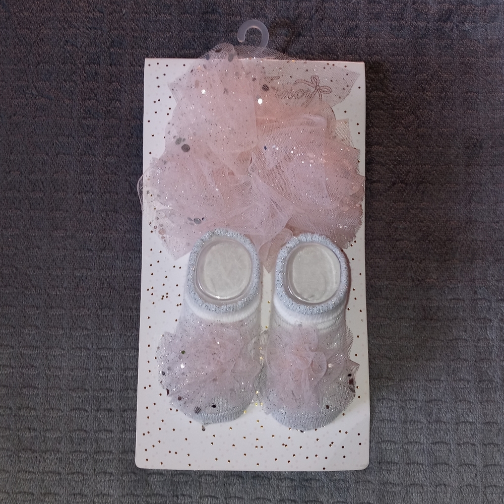 😍SALE!😍 Bow Fancy headband and matching socks for baby girl